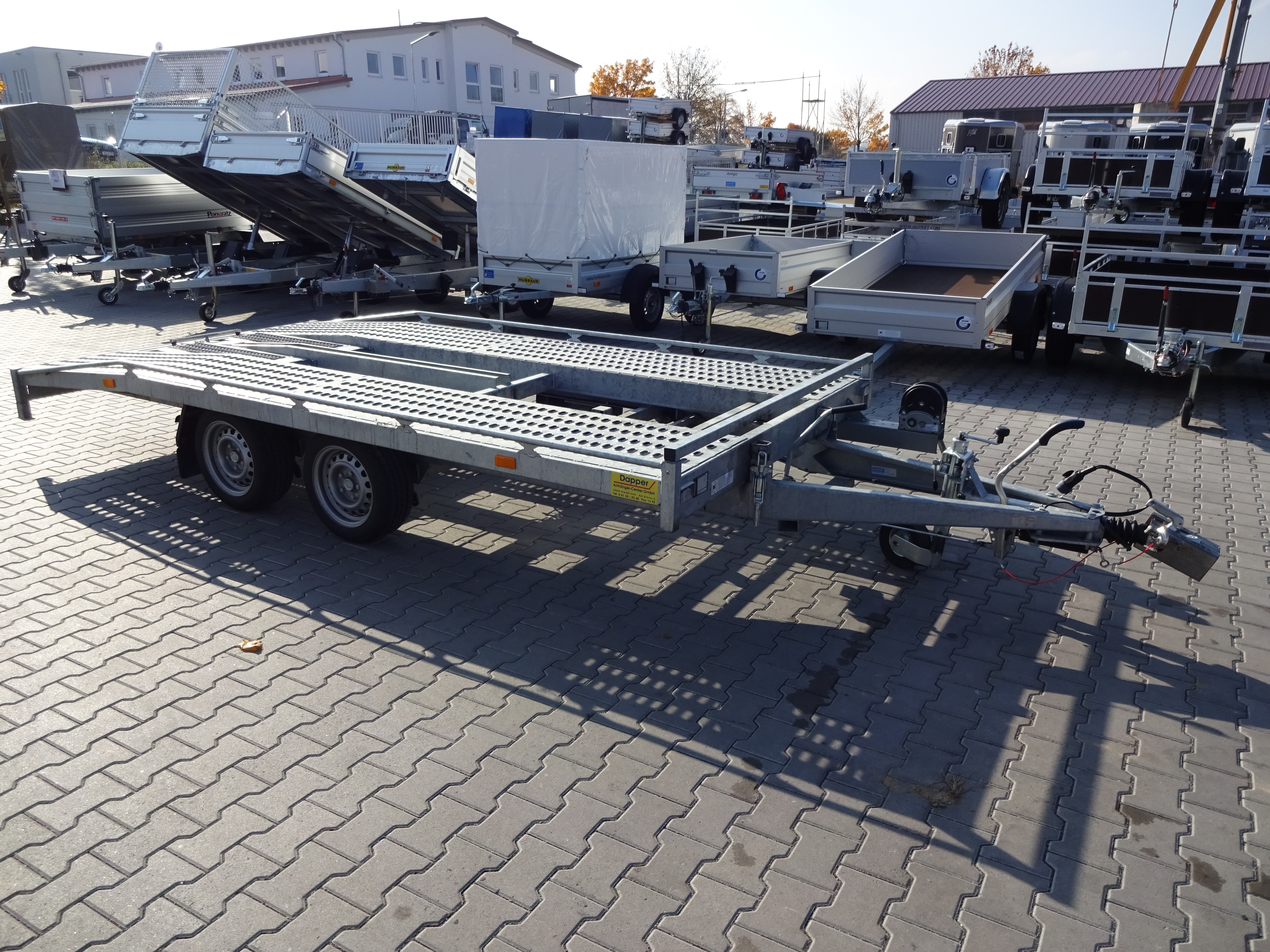 Kippbare Autotransporter | 2700KG